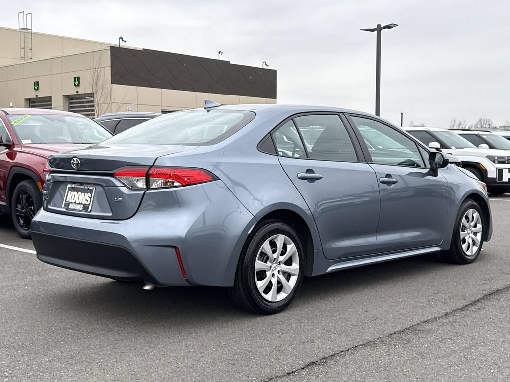 Used 2024 Toyota Corolla LE FWD image 7
