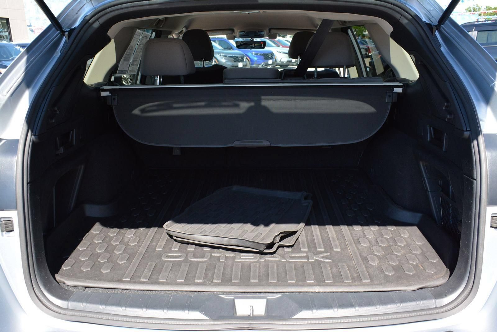 Used 2021 Subaru Outback Premium AWD/4WD image 17