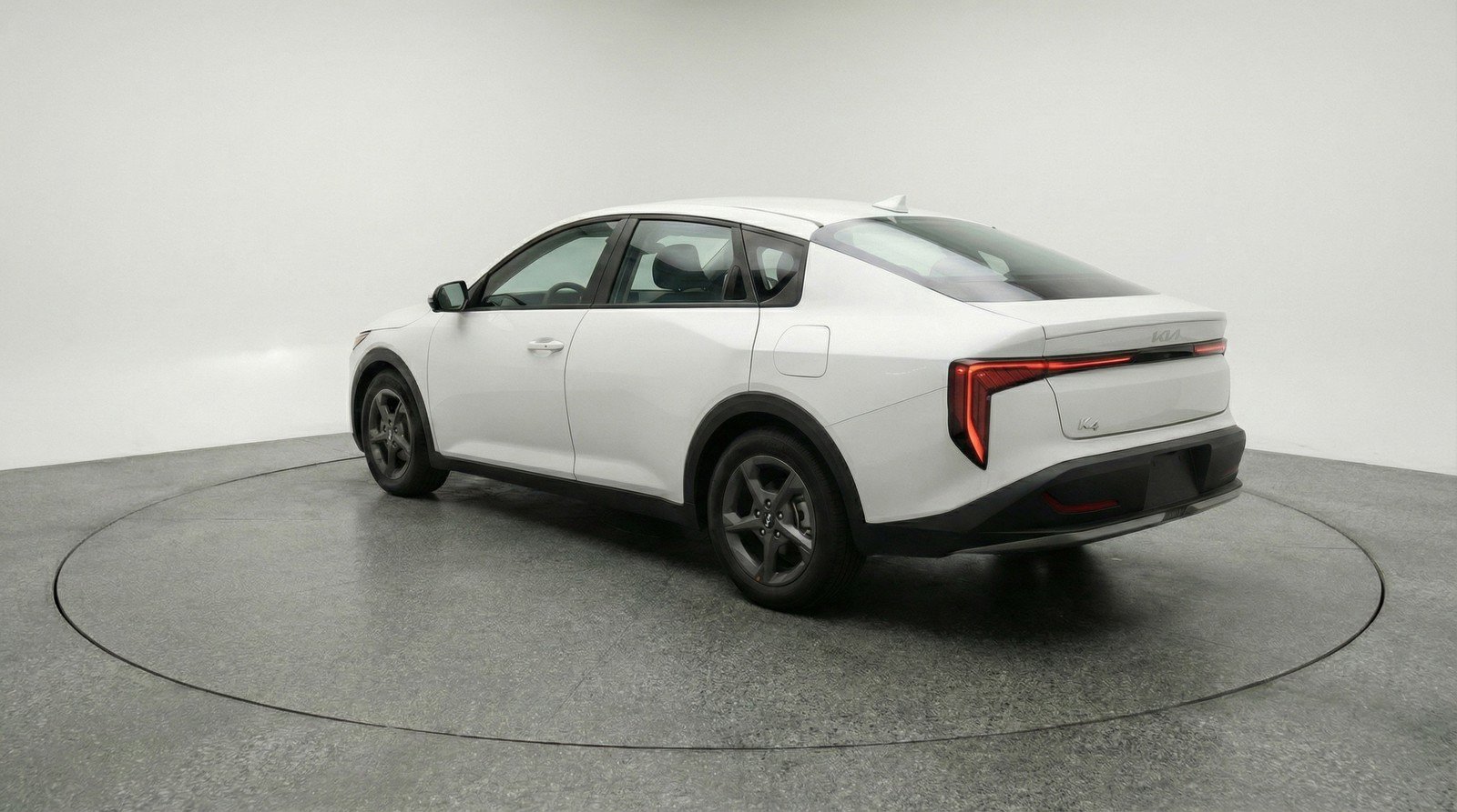 Used 2025 Kia K4 LXS image 6