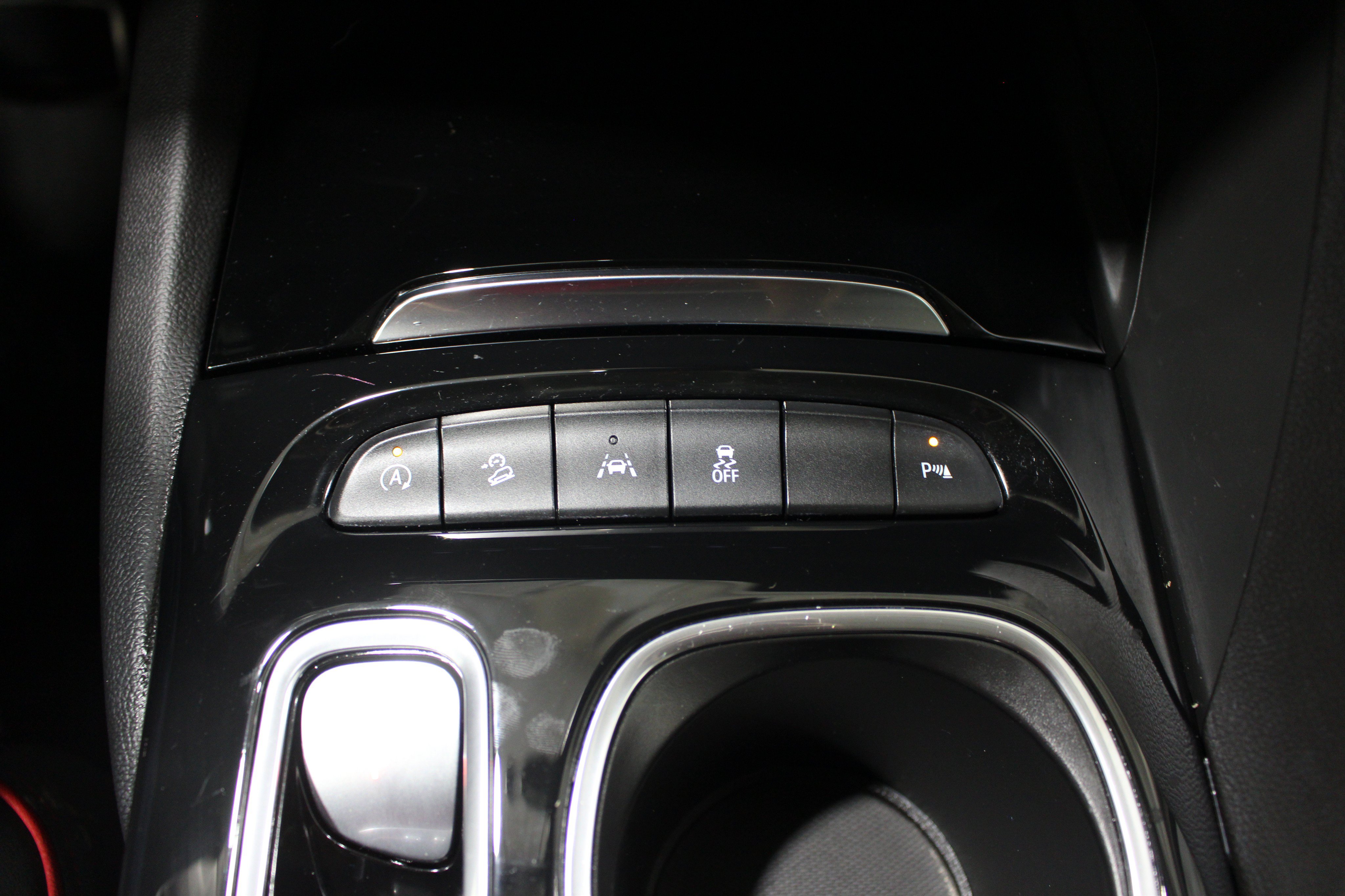 Used 2023 Buick Envision Essence AWD/4WD image 19