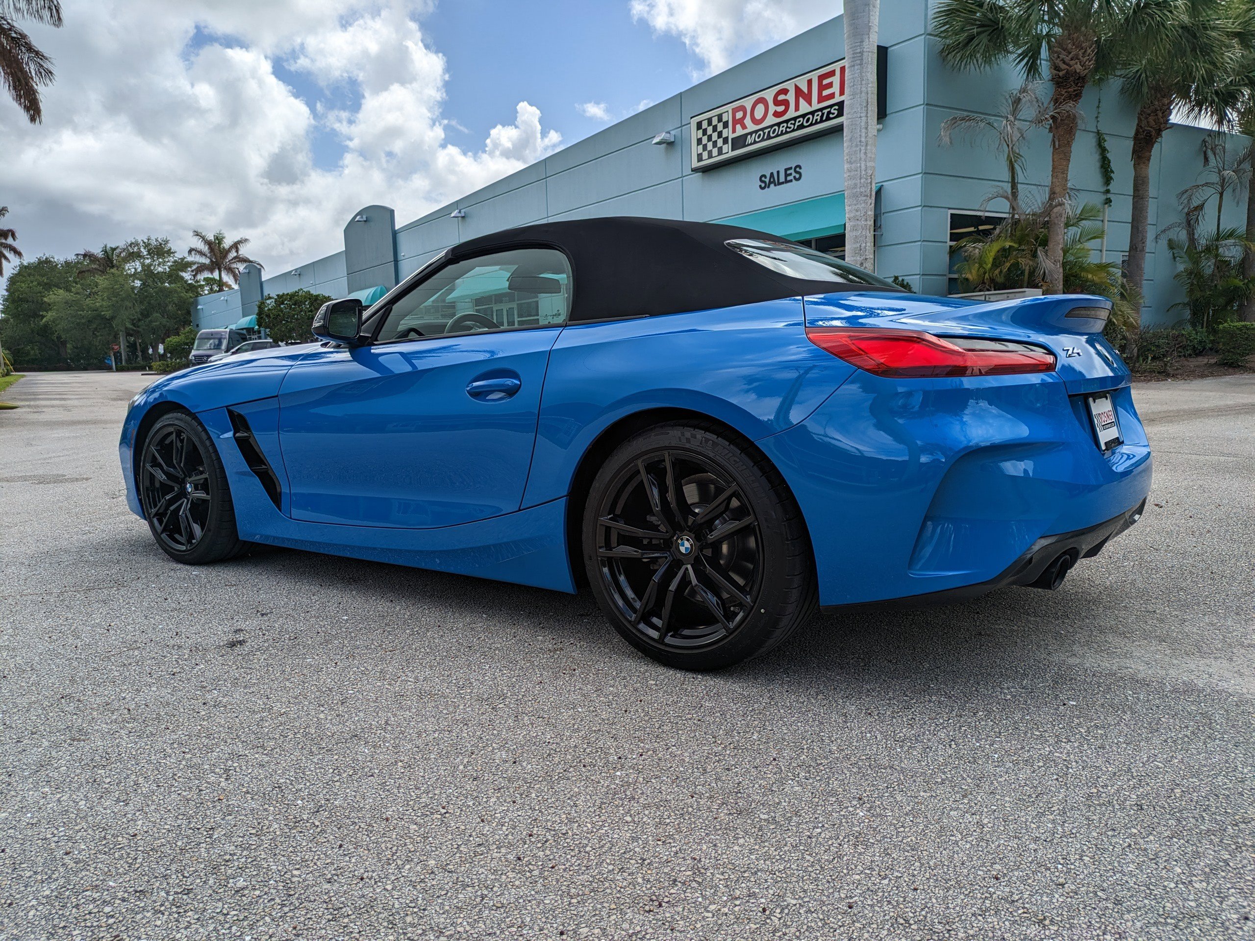 Used 2022 BMW Z4 sDrive30i w/ M Sport Package image 6