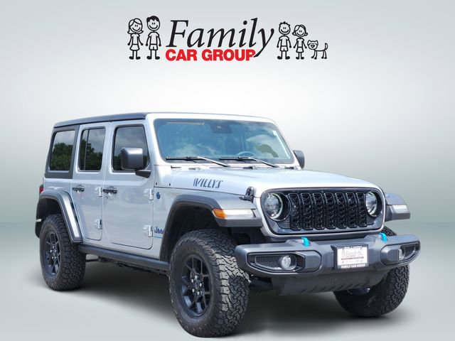Used 2024 Jeep Wrangler Unlimited image 2