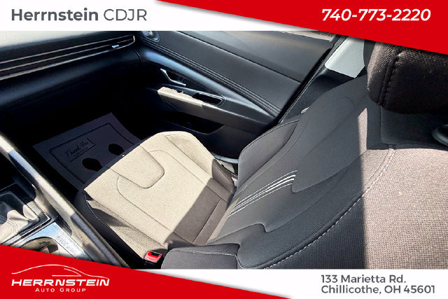 Used 2024 Hyundai Elantra SEL w/ Convenience Package FWD image 10