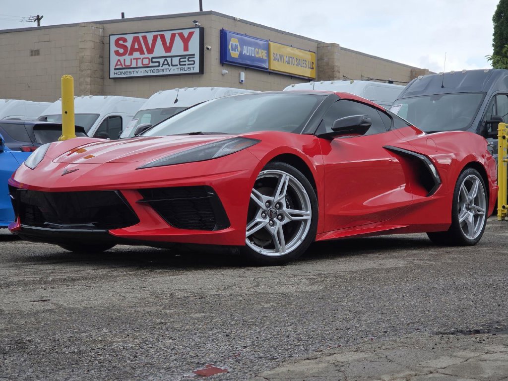 Used 2023 Chevrolet Corvette Stingray Coupe w/ 1LT RWD image 2