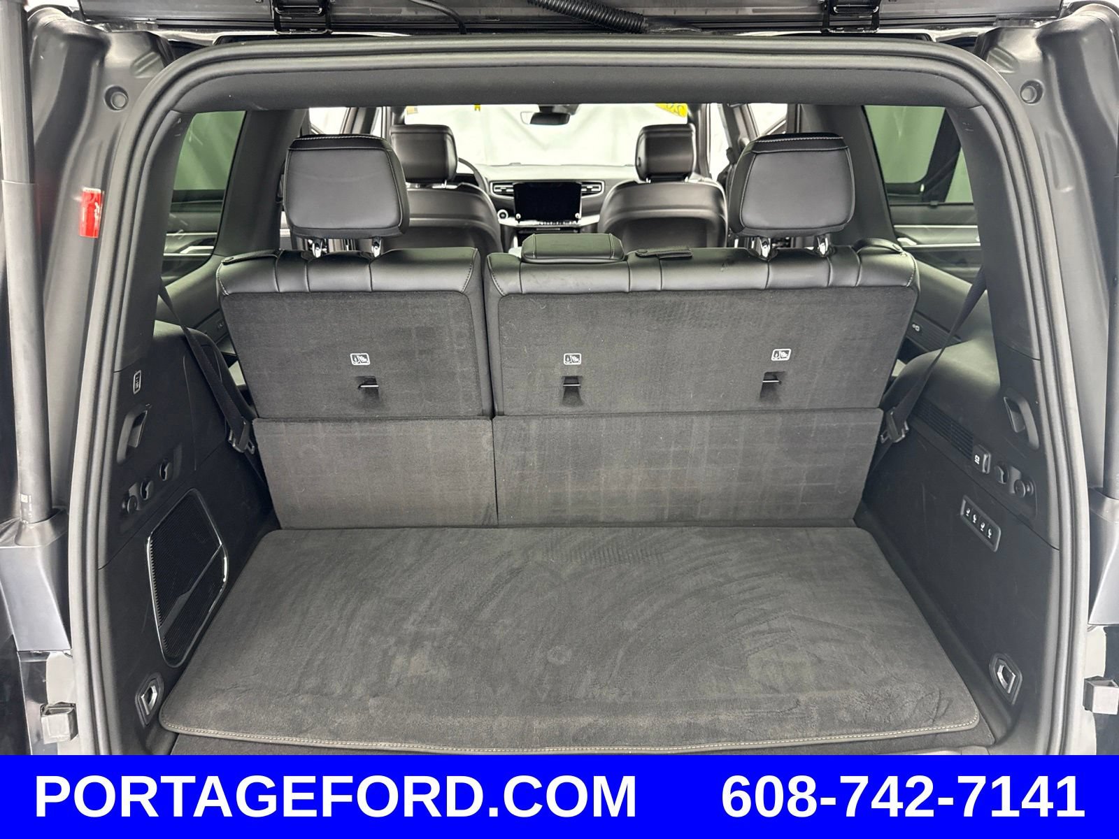 Used 2024 Jeep Wagoneer Series II w/ Convenience Group I AWD/4WD image 52