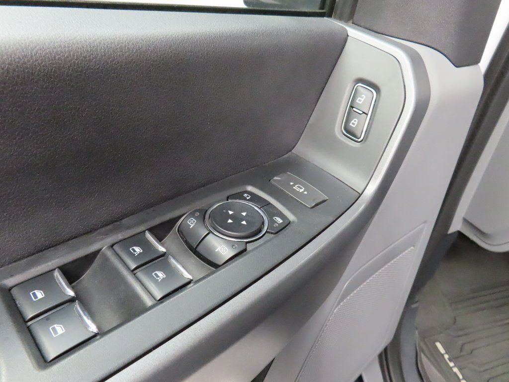 Used 2023 Ford F450 XLT image 47