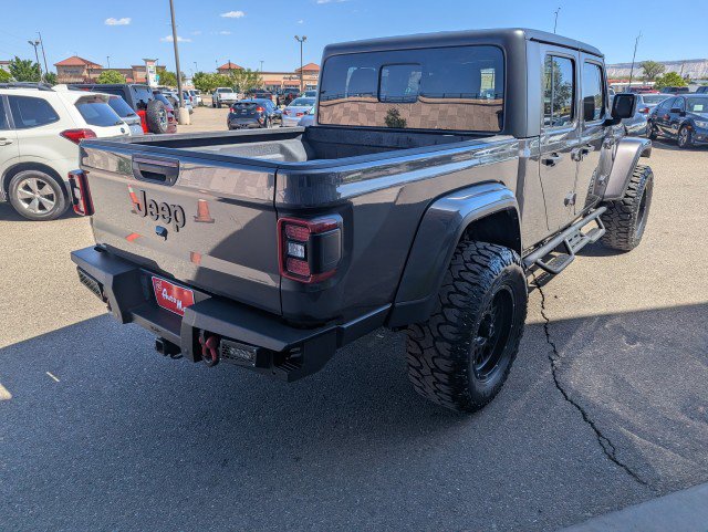 Used 2021 Jeep Gladiator Willys AWD/4WD image 5