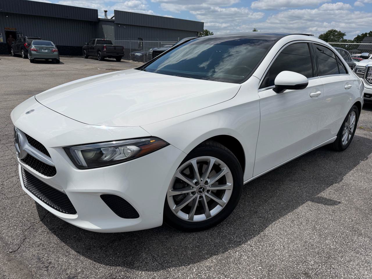 Used 2019 Mercedes-Benz A 220 4MATIC image 3