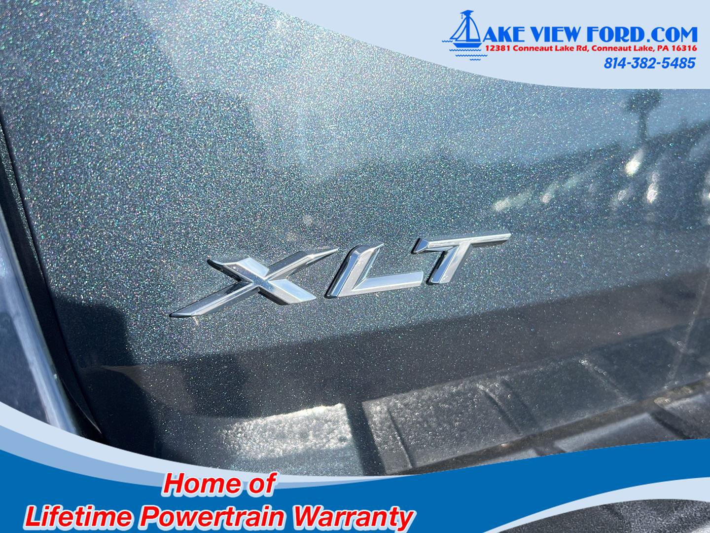 Used 2022 Ford Explorer XLT w/ Equipment Group 202A AWD/4WD image 16