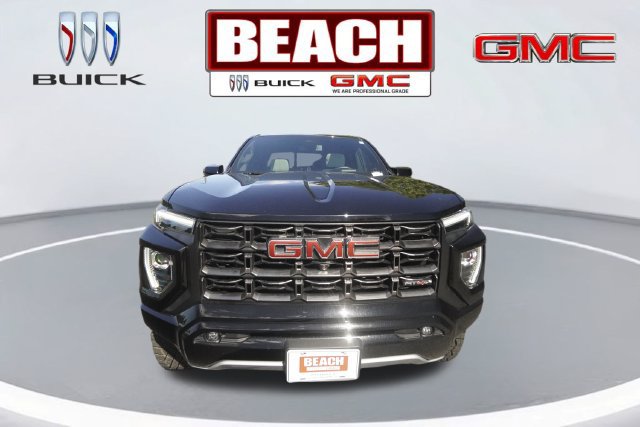 Used 2024 GMC Canyon AT4X AWD/4WD image 8