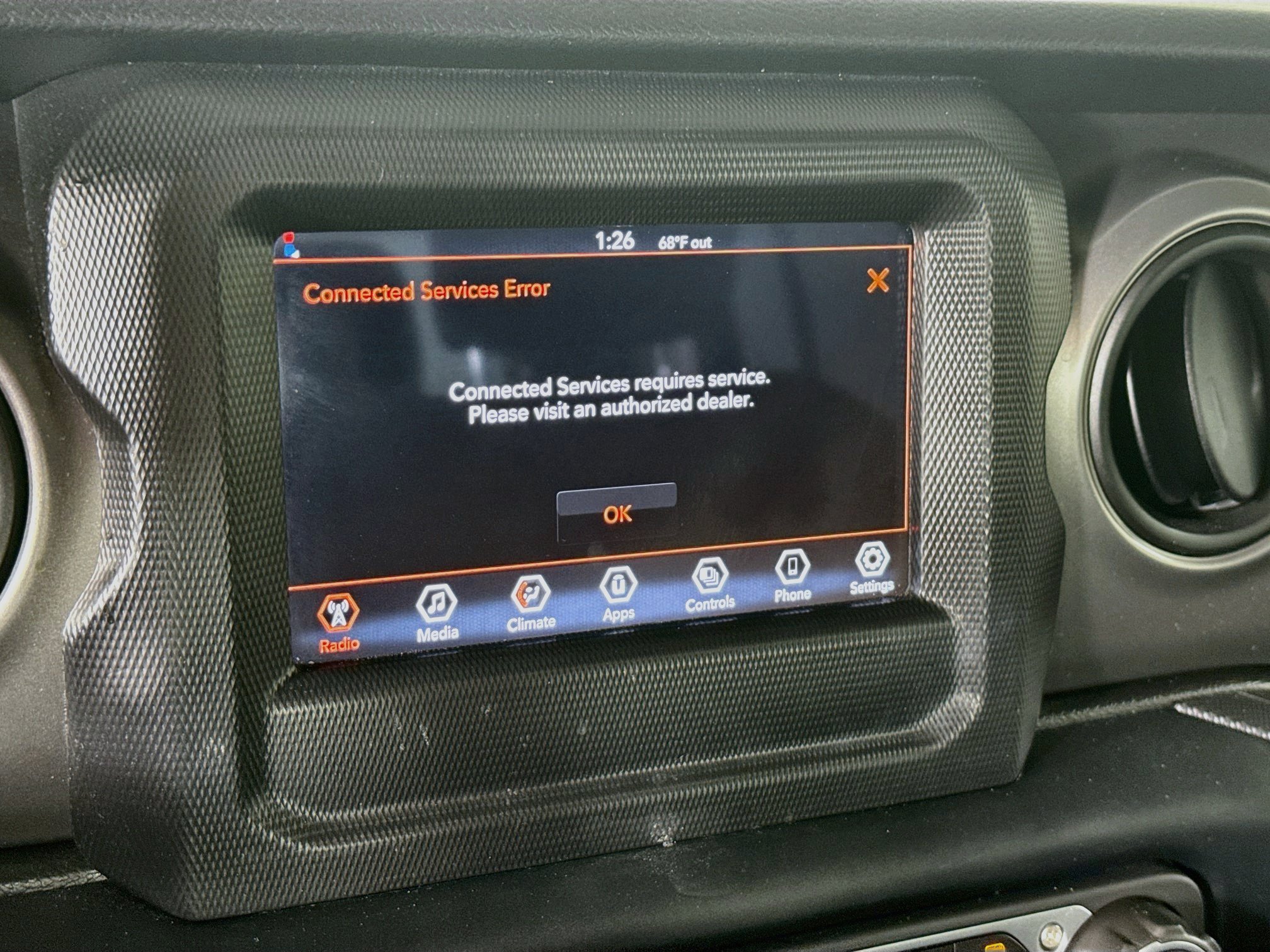 Used 2023 Jeep Gladiator Sport AWD/4WD image 16