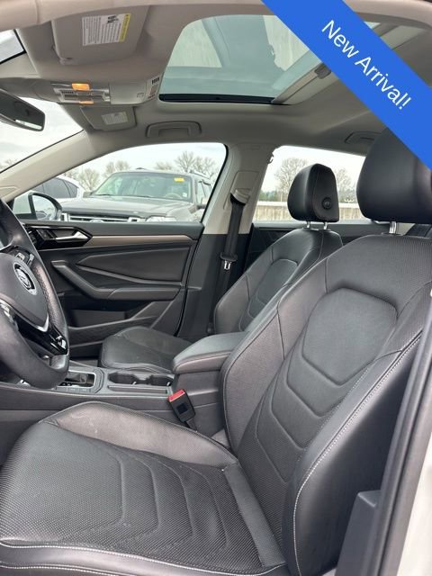 Used 2019 Volkswagen Jetta SEL Premium image 10