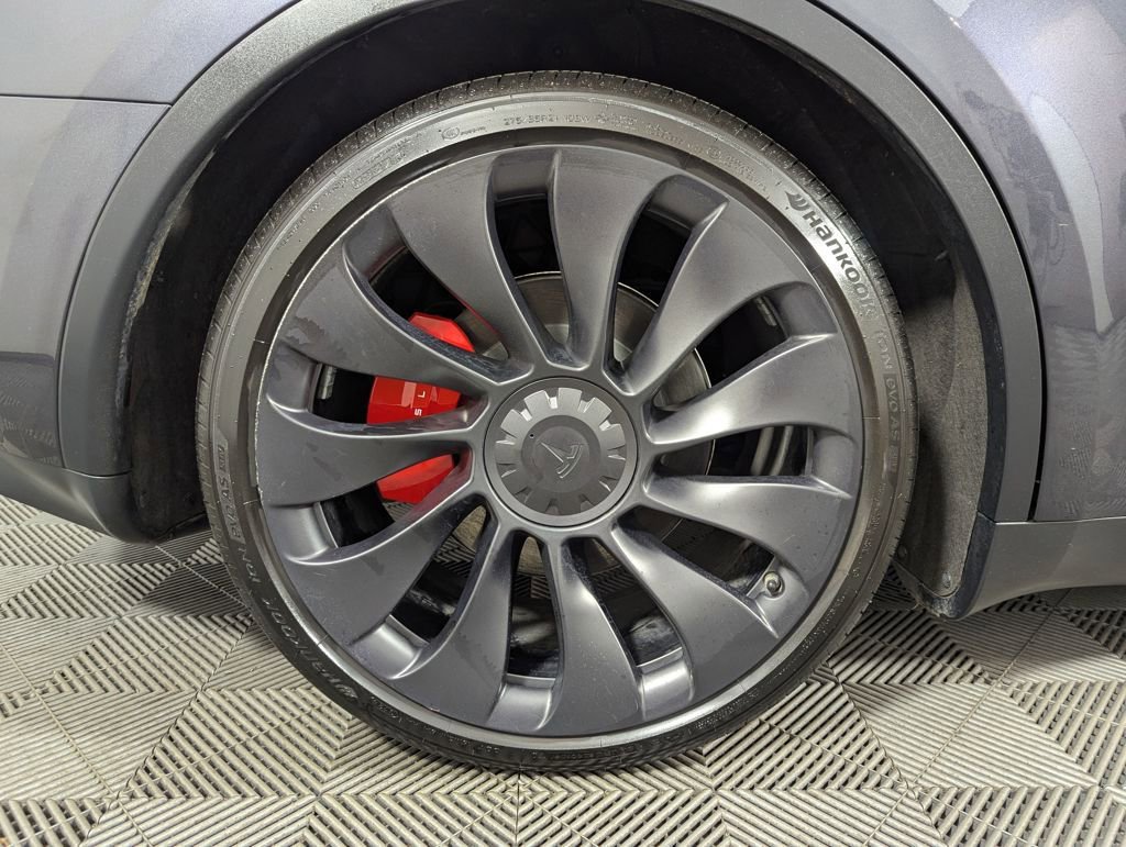 Used 2025 Tesla Model Y Performance image 27