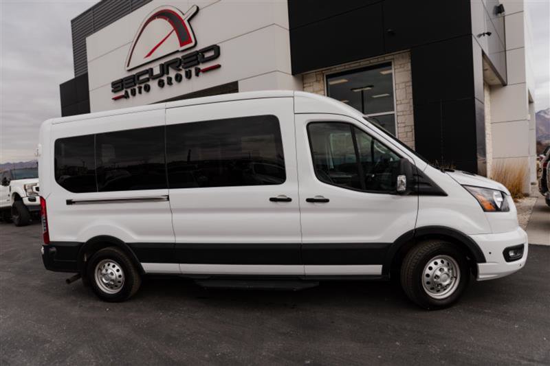 Used 2024 Ford Transit 350 XLT image 5