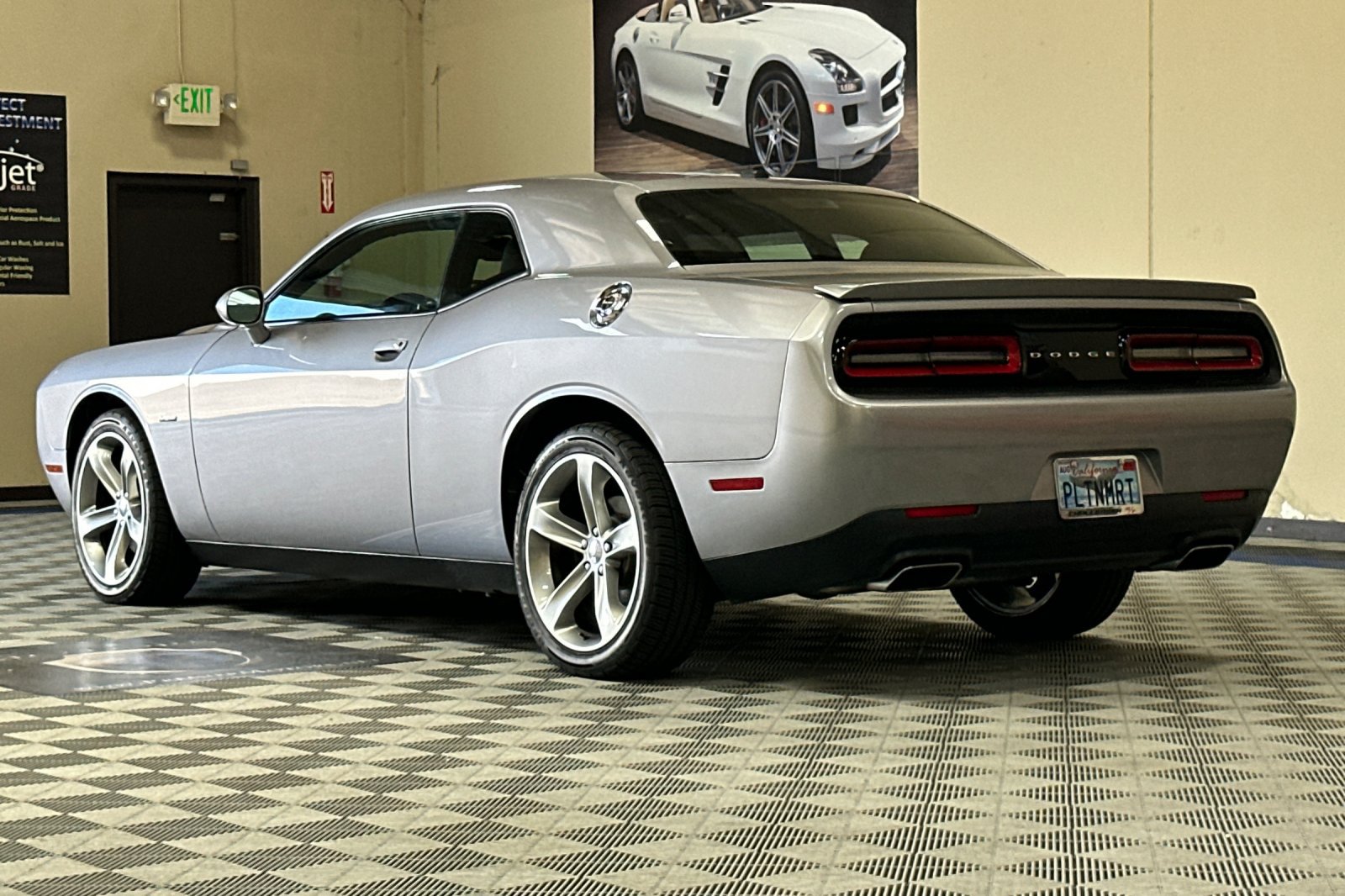 Used 2015 Dodge Challenger R/T w/ Quick Order Package 28B R/T RWD image 6