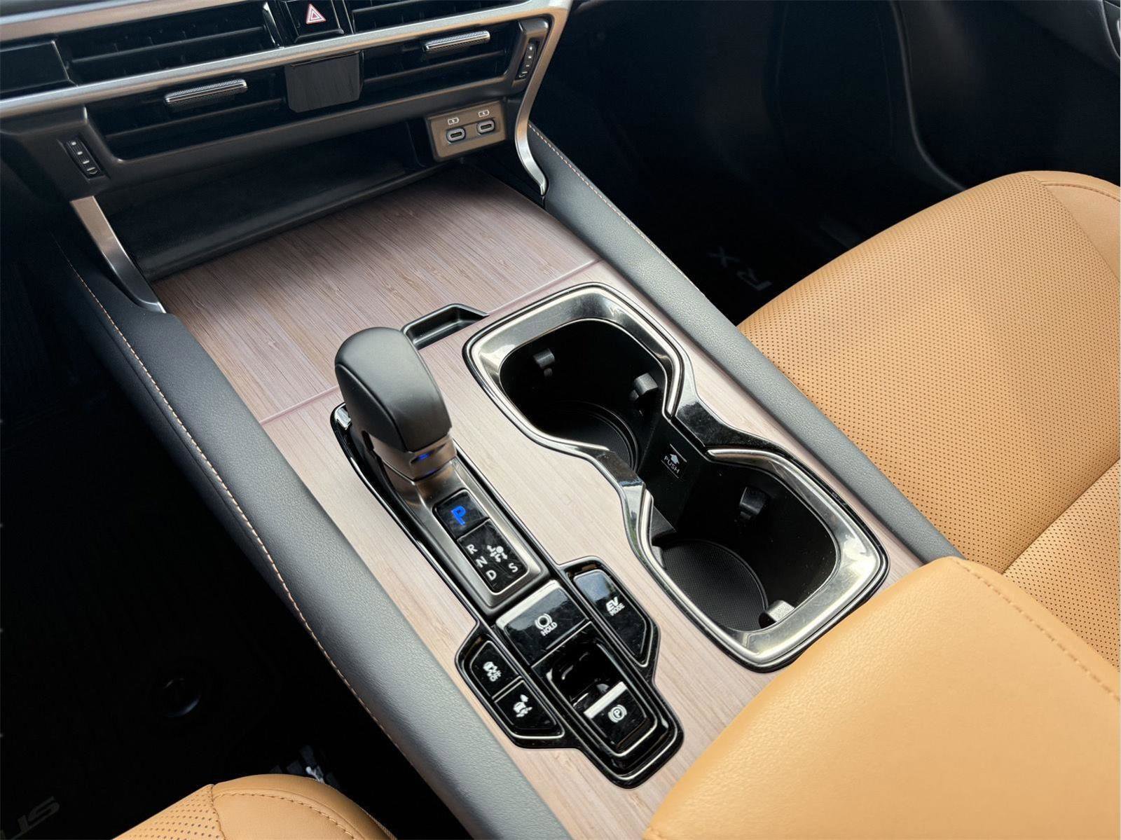 Certified 2025 Lexus RX 350h AWD/4WD image 18