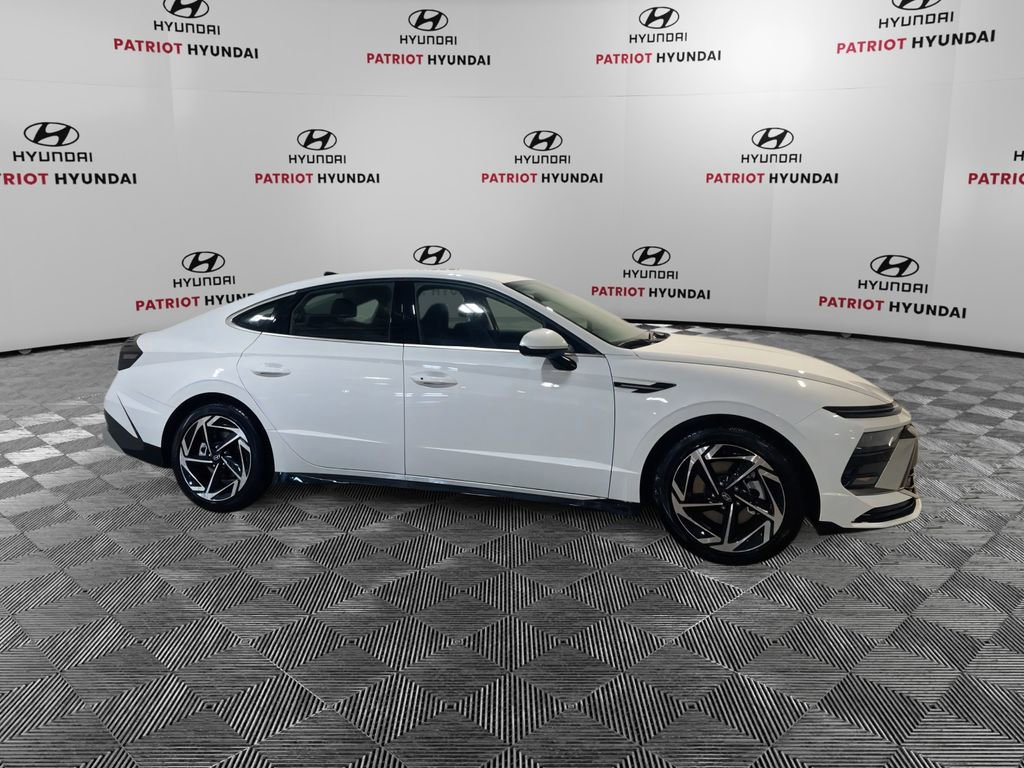 New 2026 Hyundai Sonata SEL video 3