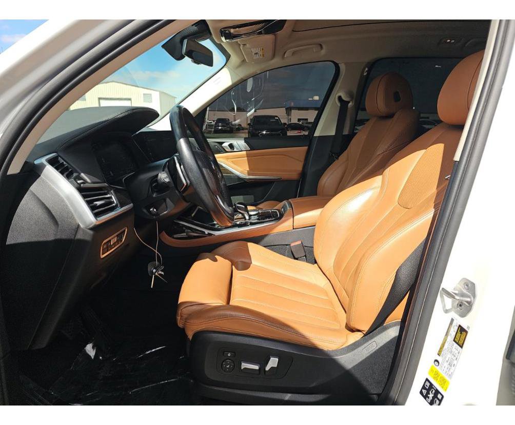 Used 2021 BMW X7 xDrive40i AWD/4WD image 9