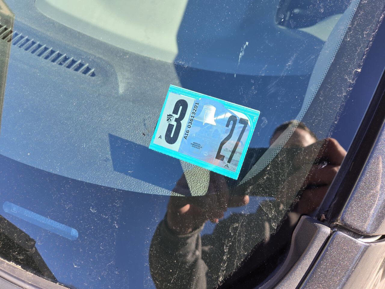 Used 2018 Chevrolet Sonic LS FWD image 17