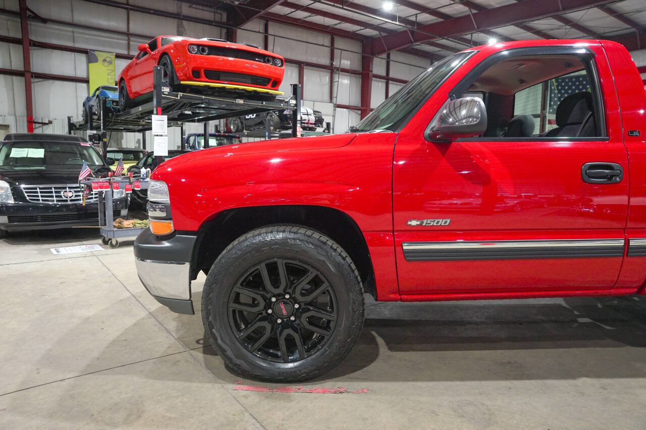Used 2002 Chevrolet Silverado 1500 LS w/ Off-Road Chassis Pkg AWD/4WD image 3