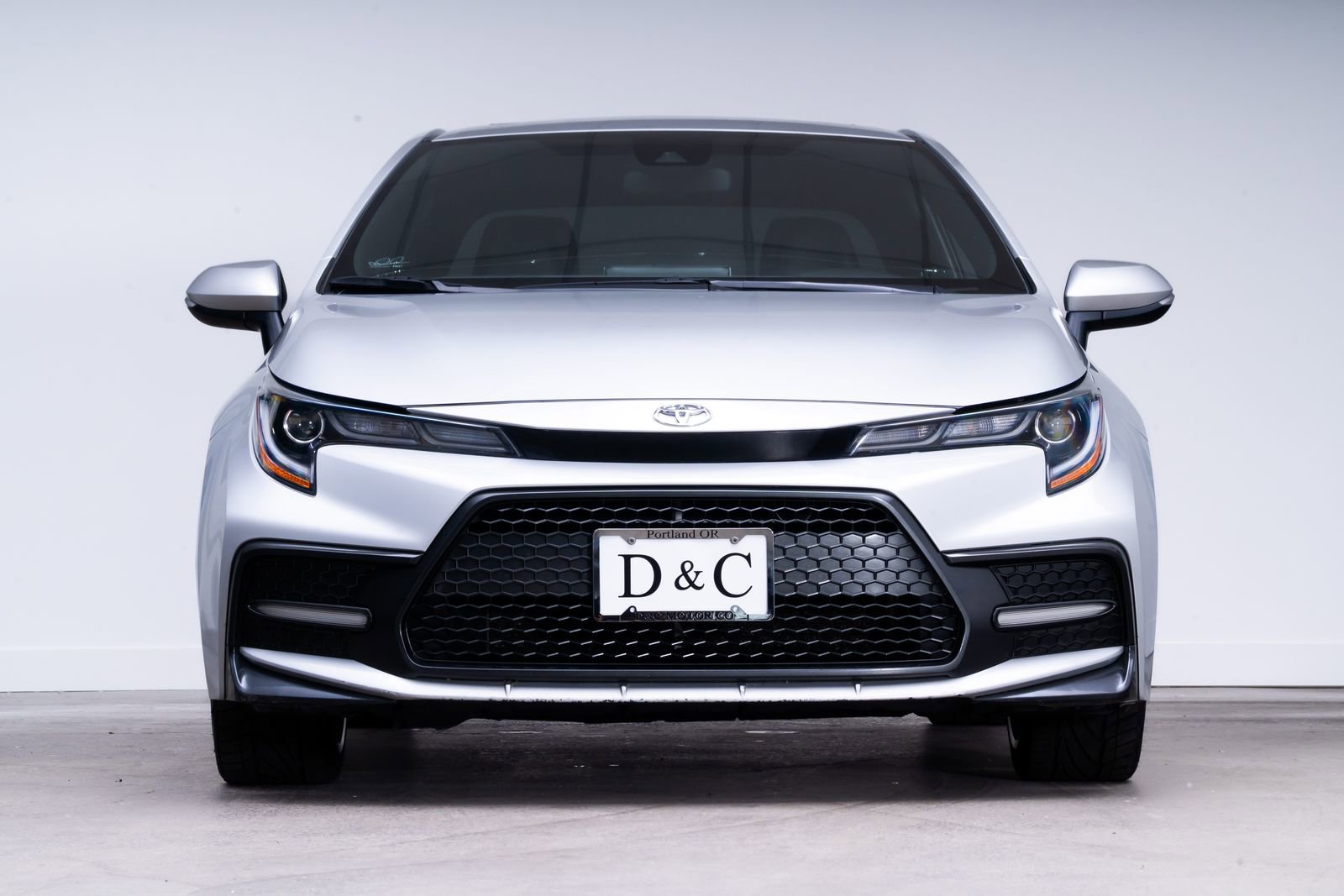 Used 2022 Toyota Corolla XSE w/ Carpet Mat Package (TMS) FWD image 2