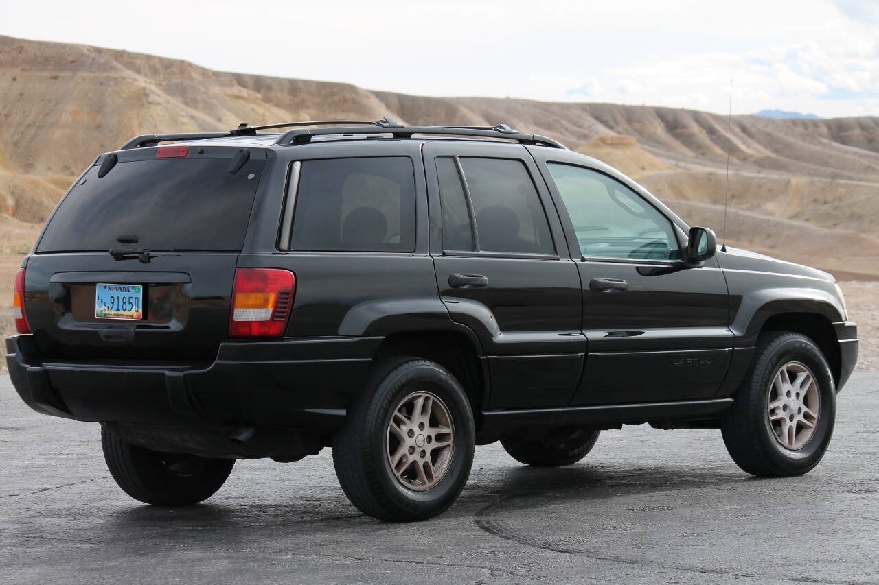Used 2004 Jeep Grand Cherokee Laredo w/ Convenience Group AWD/4WD image 8