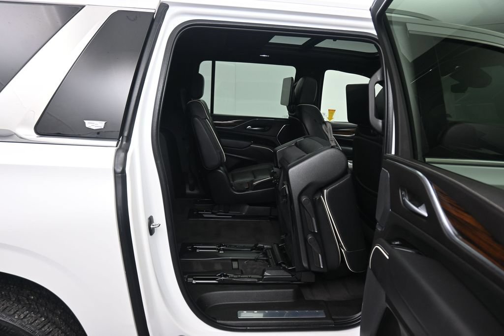 Used 2024 Cadillac Escalade ESV Premium Luxury w/ LPO, Floor Liner Package AWD/4WD image 58