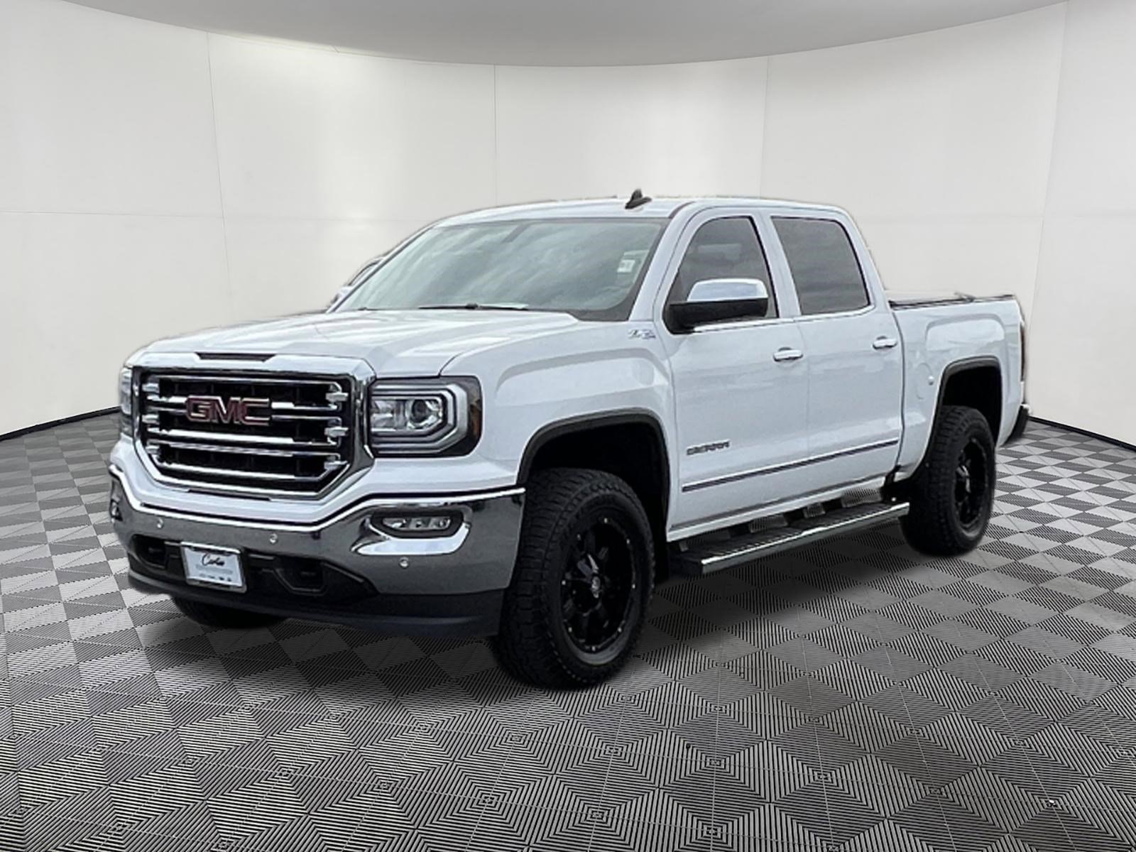 Used 2017 GMC Sierra 1500 SLT w/ SLT Preferred Package AWD/4WD image 3