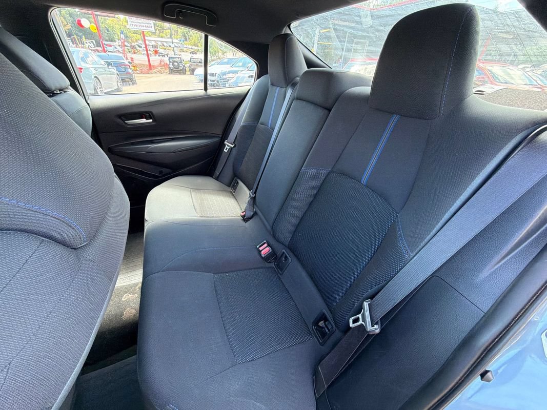 Used 2021 Toyota Corolla SE FWD image 10