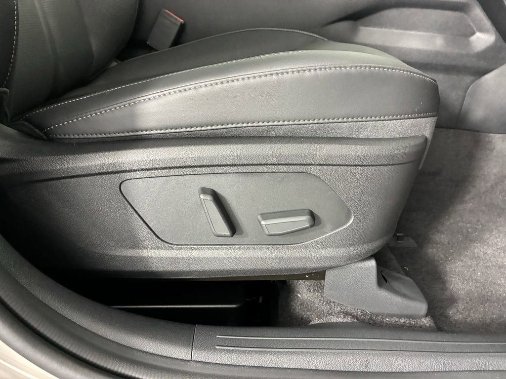 New 2026 Kia Sorento SX image 38