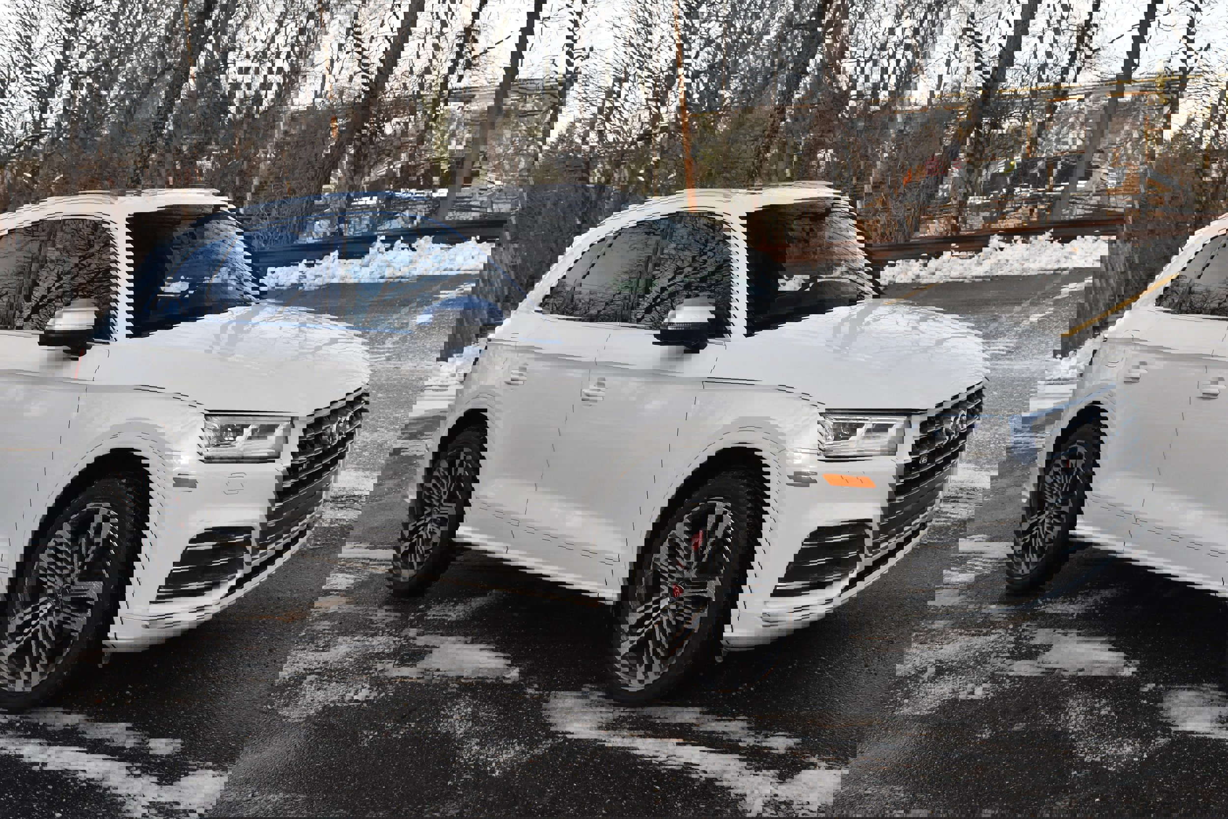 Used 2020 Audi SQ5 Premium Plus w/ Premium Plus Package image 10