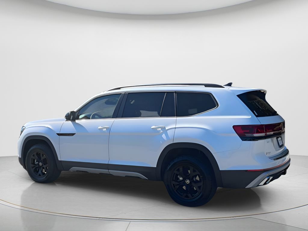 New 2026 Volkswagen Atlas Peak Edition image 6