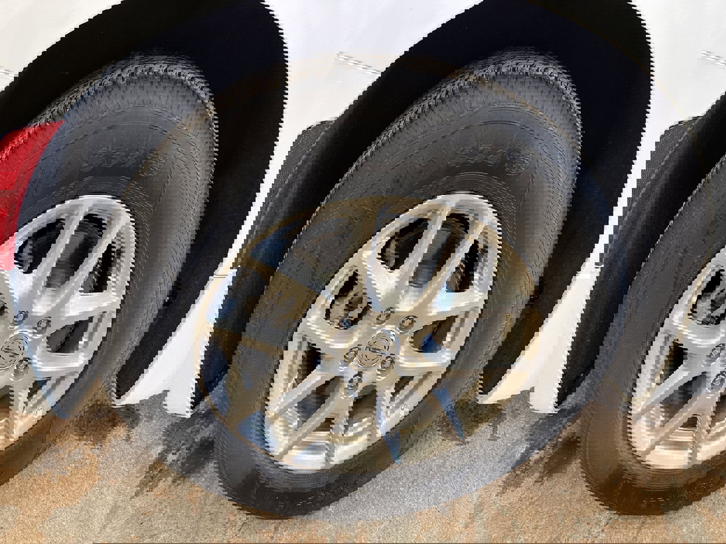 Used 2024 Chrysler Pacifica Touring-L image 10