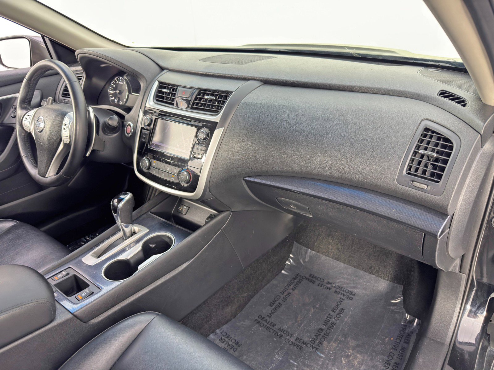 Used 2018 Nissan Altima 2.5 SR w/ SR Midnight Edition FWD image 13