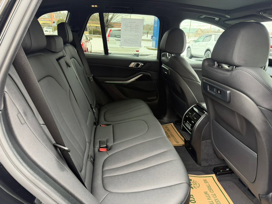 Used 2022 BMW X5 xDrive40i w/ Climate Comfort Package AWD/4WD image 24