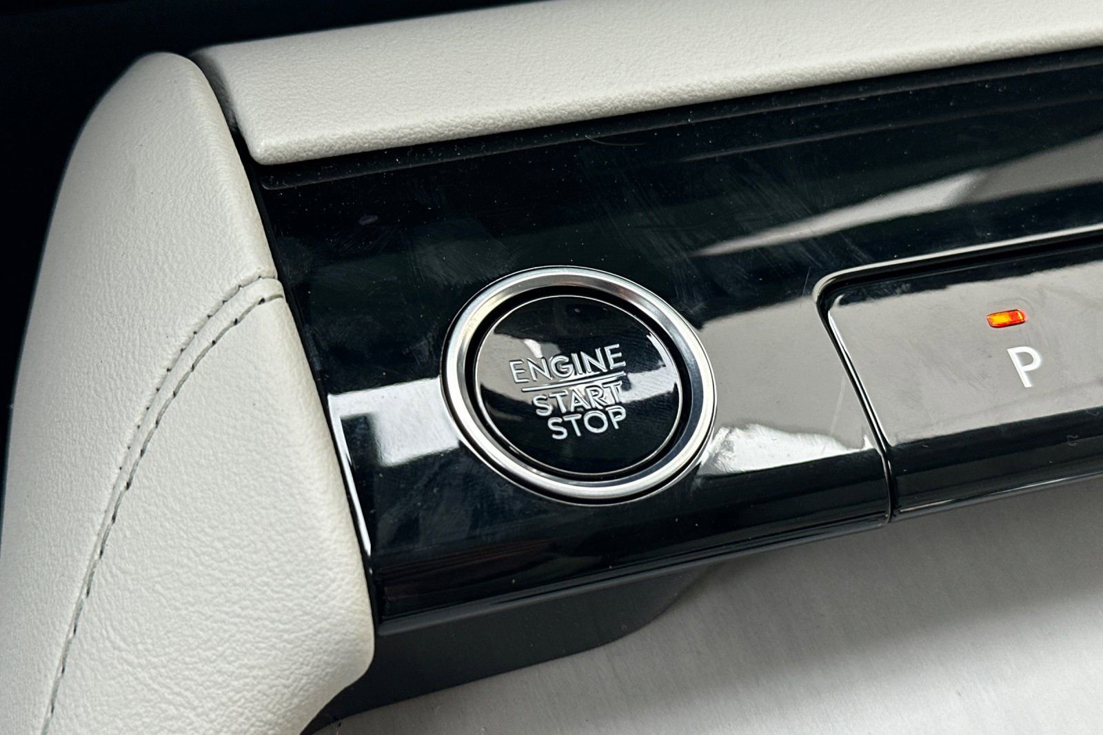 New 2026 Lincoln Navigator Premiere image 23