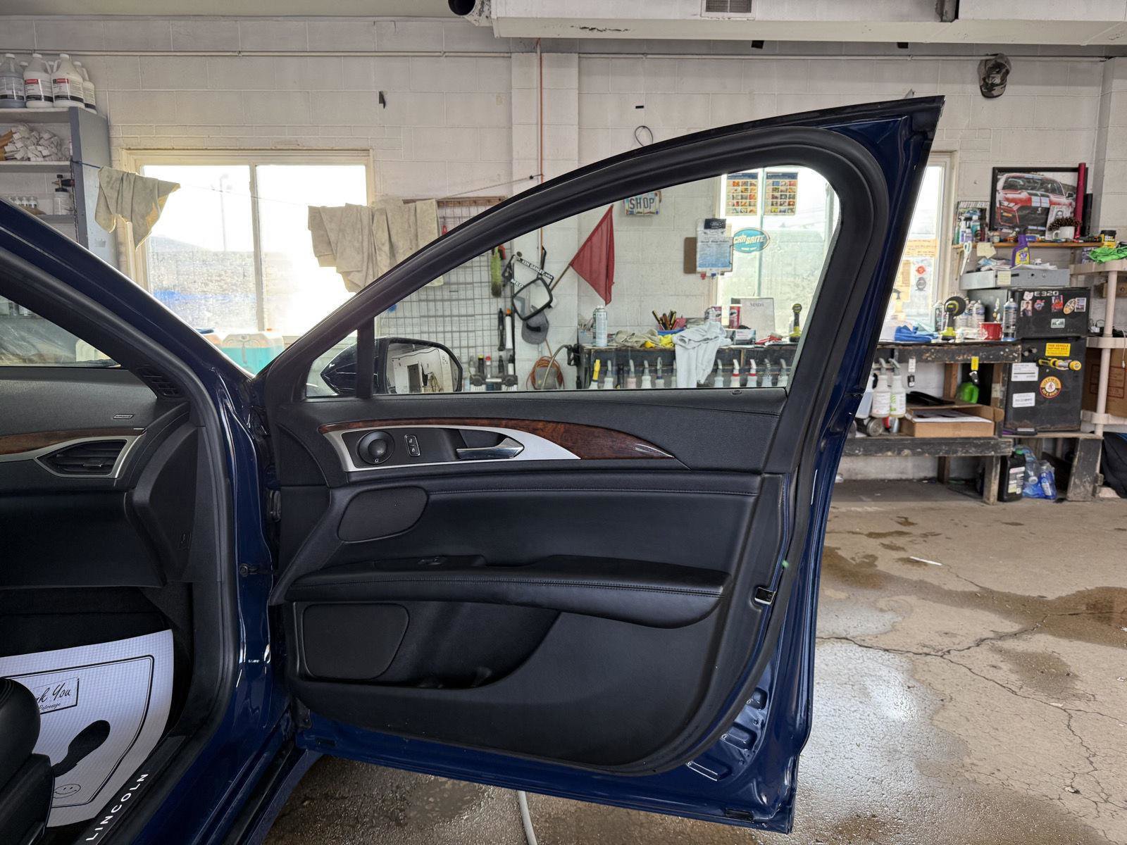 Used 2020 Lincoln MKZ Reserve w/ Elements Package image 28