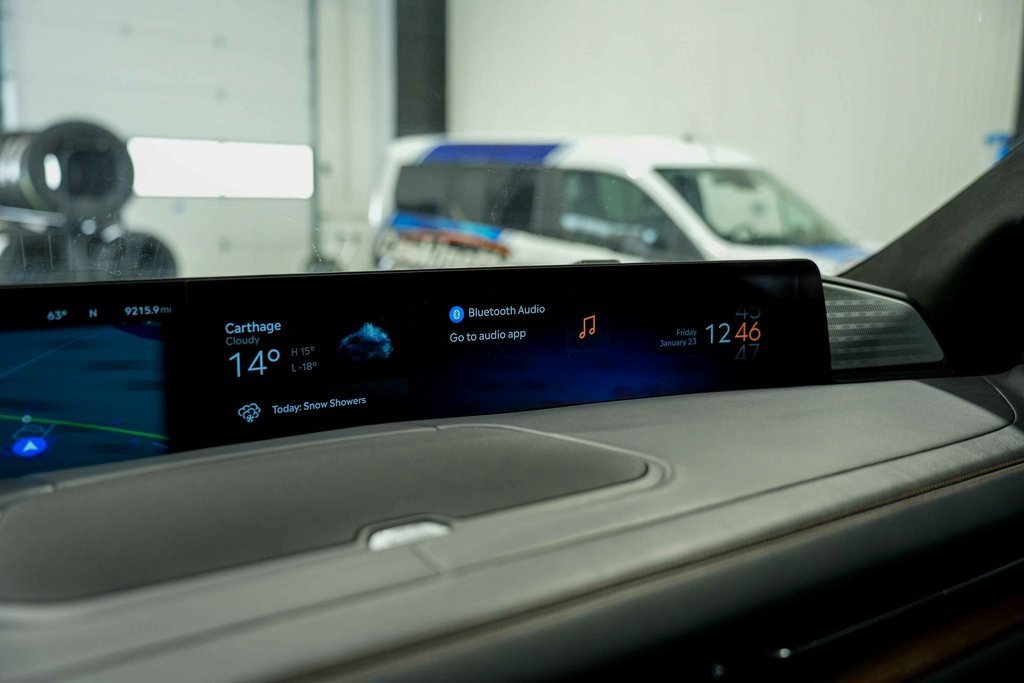 Used 2025 Lincoln Navigator Black Label image 39