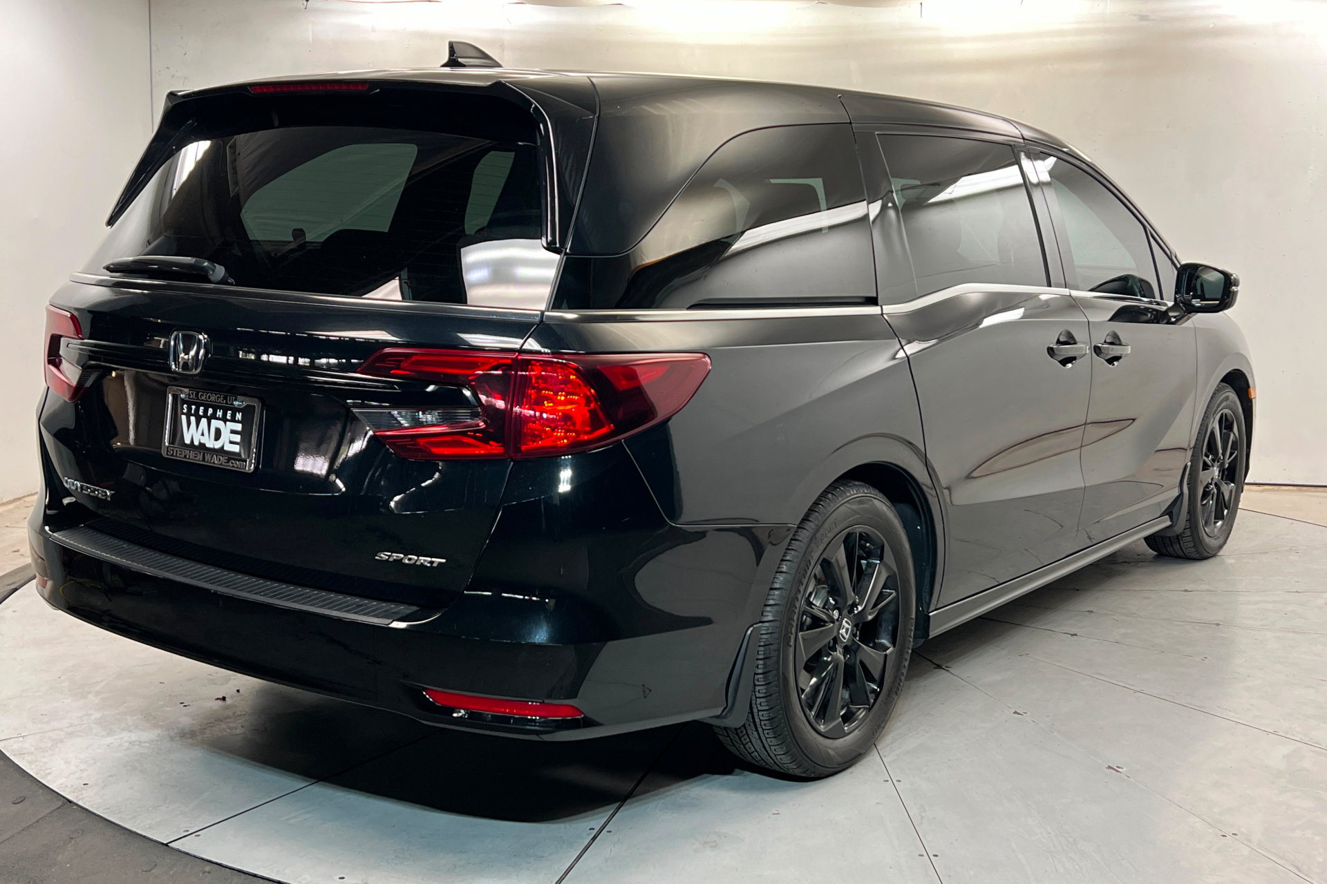 Used 2023 Honda Odyssey Sport image 6