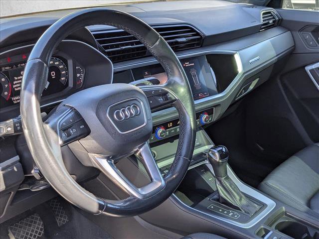 Used 2022 Audi Q3 2.0T Premium w/ Convenience Package image 10