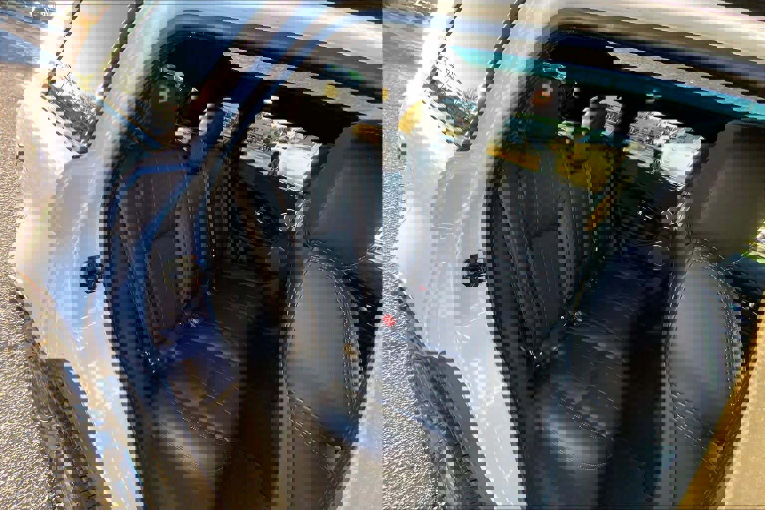 Used 2018 Land Rover Range Rover Evoque Landmark Edition image 19