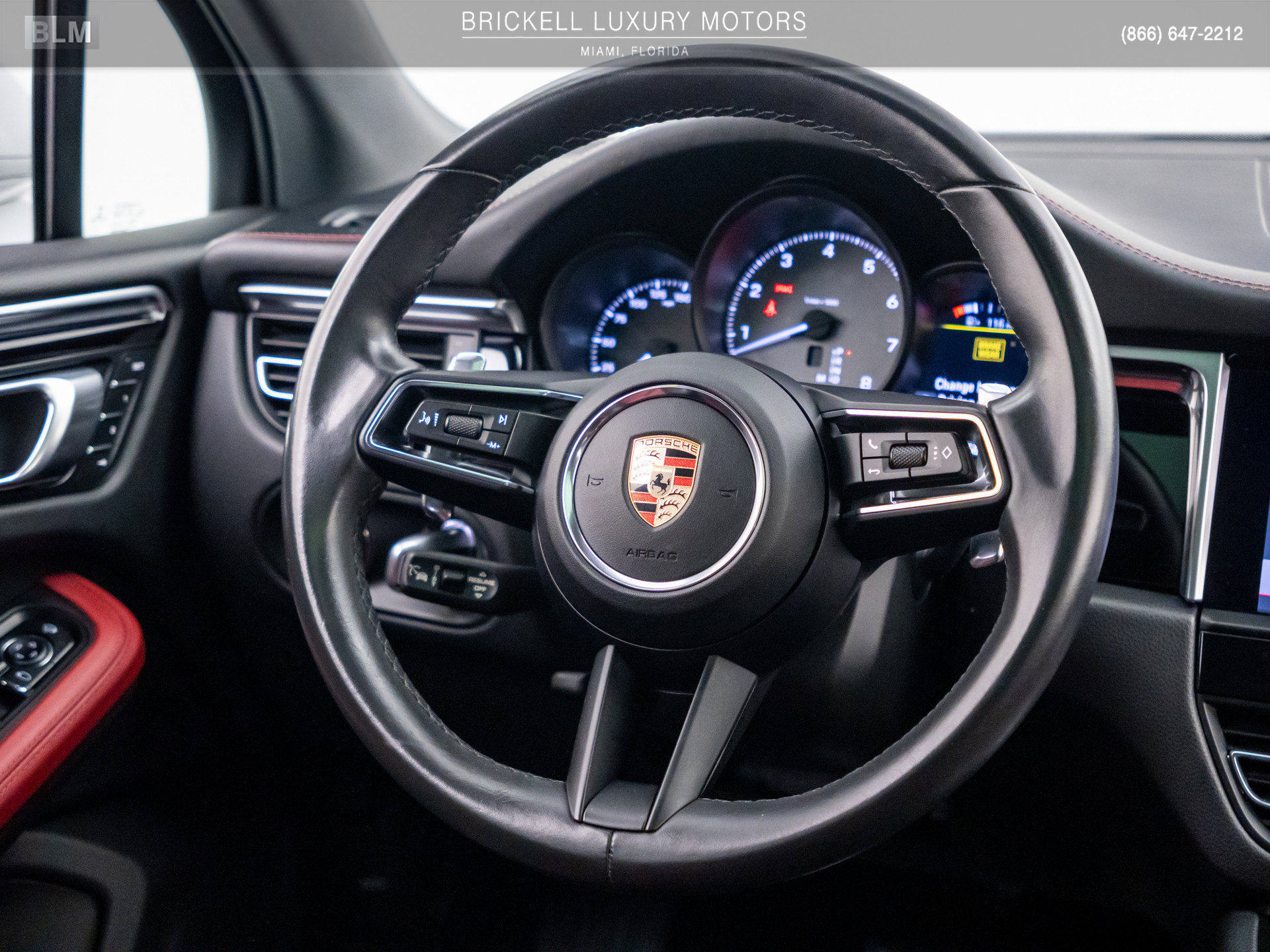Used 2023 Porsche Macan S AWD/4WD image 10