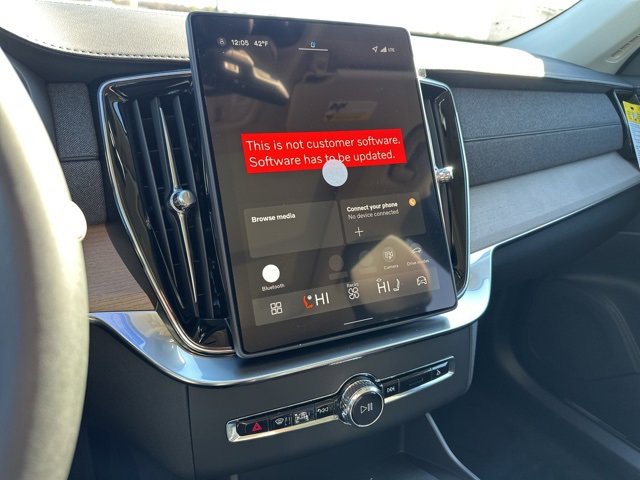 New 2026 Volvo XC90 B6 Plus w/ Protection Package Premier image 15