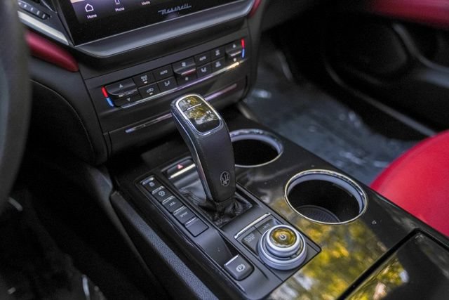 Used 2023 Maserati Ghibli Modena RWD image 35