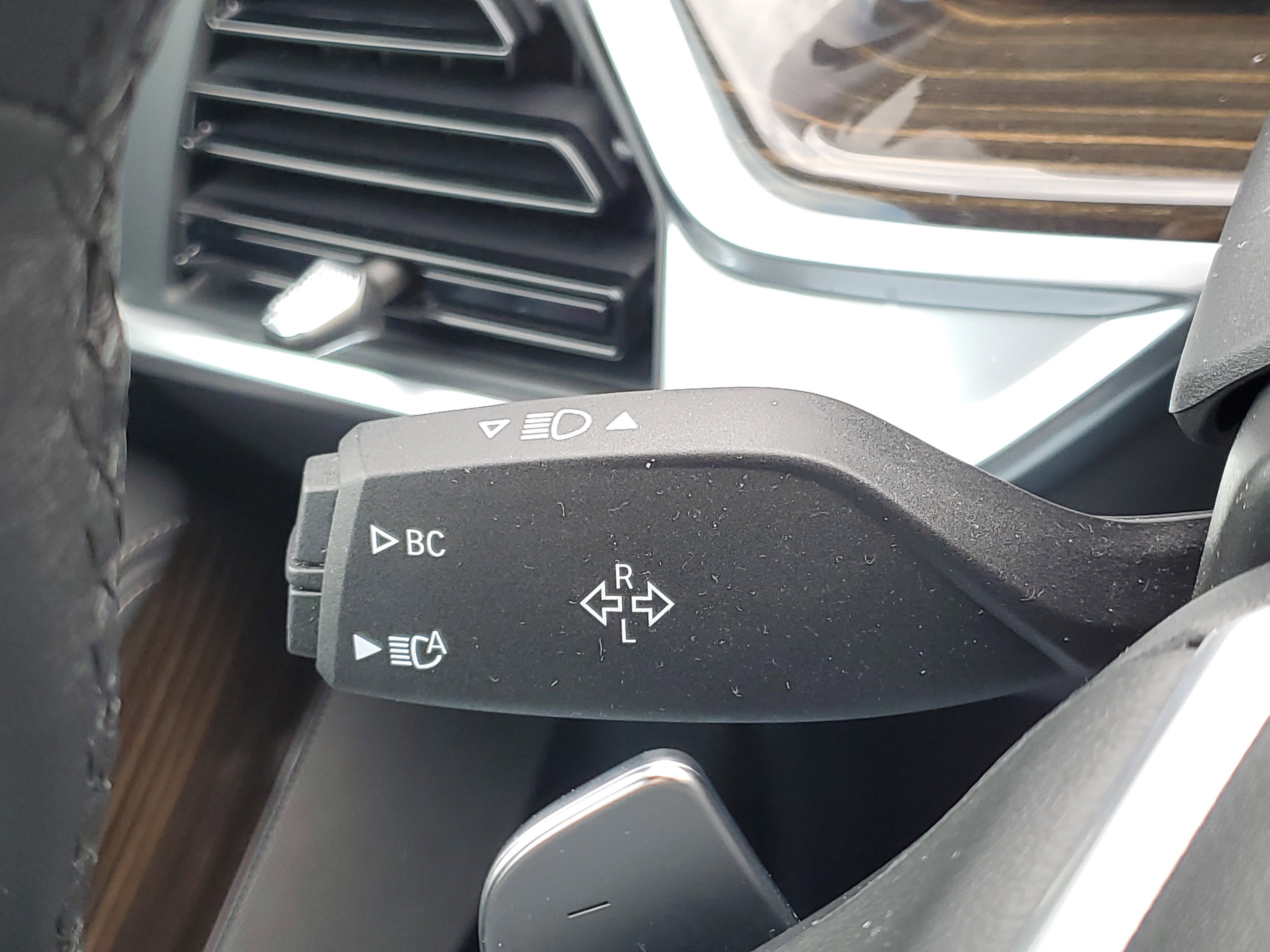 Certified 2025 BMW X5 xDrive40i w/ Climate Comfort Package image 14