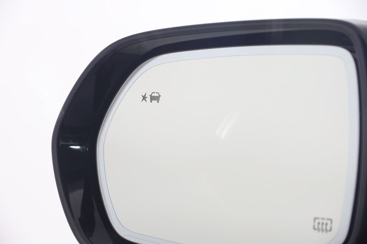 Used 2025 Buick Enclave Sport Touring FWD image 26