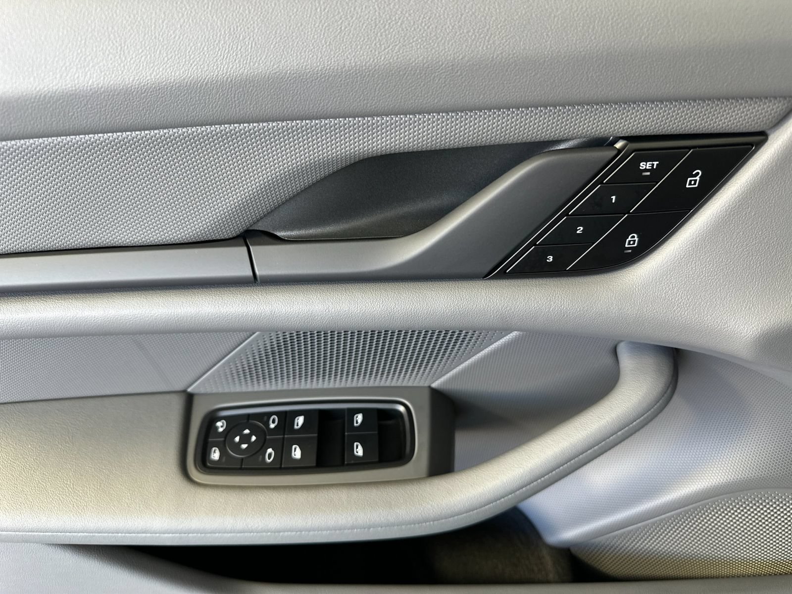 Certified 2023 Porsche Taycan RWD image 12