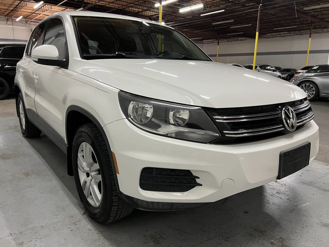 Used 2014 Volkswagen Tiguan S FWD image 14
