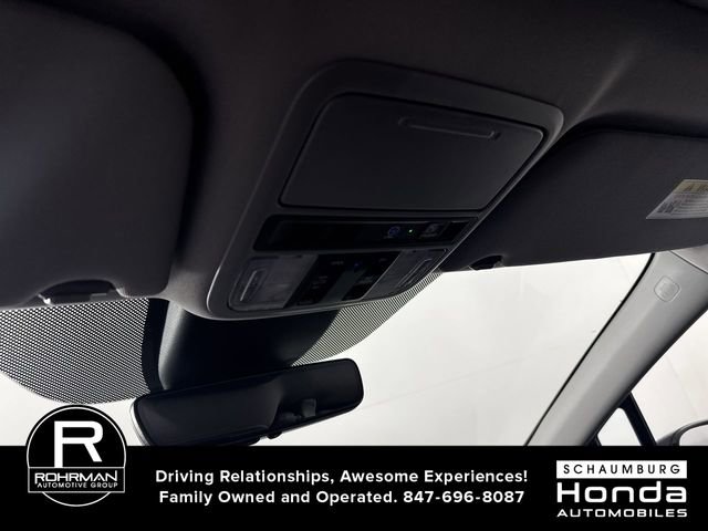 Certified 2024 Honda Odyssey Touring image 11