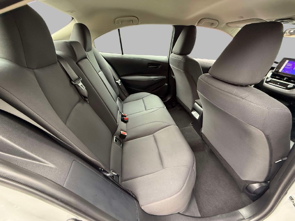 Used 2024 Toyota Corolla LE FWD image 16